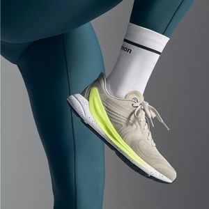 Lululemon blissfeel 2 running shoes